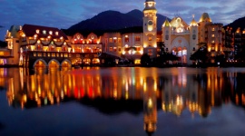 Nic dwa razy się nie zdarza. Wakacyjna przygoda z Honor 6+ LIFESTYLE, IT i technologie - Czy próbowałeś kiedyś patrzeć na świat tylko jednym okiem? Tak właśnie widzi go twój smartfon. Marka Honor wyznacza nowe standardy technologiczne aparatów z Honor 6 plus - pierwszym smartfonem w którym zastosowano bioniczną technologię w aparacie fotograficznym.