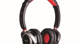 TDK WR680 - słuchawki w miejskim stylu LIFESTYLE, IT i technologie - Słuchawki bezprzewodowe powinny dawać użytkownikowi jak największą swobodę i wygodę jednocześnie gwarantując dźwięk wysokiej jakości. Z tego właśnie założenia wyszło TDK Life on Record tworząc miejski model słuchawek WR680.