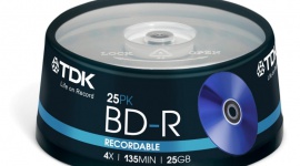 5 sposobów na archiwizowanie danych LIFESTYLE, IT i technologie - Tak jak niegdyś płyta CD zastąpiła dyskietkę, tak dziś do łask nabywców wkradają się dyski blu-ray, karty SSD czy pendrive’y. Jednak czy warto rezygnować ze starych, sprawdzonych metod?