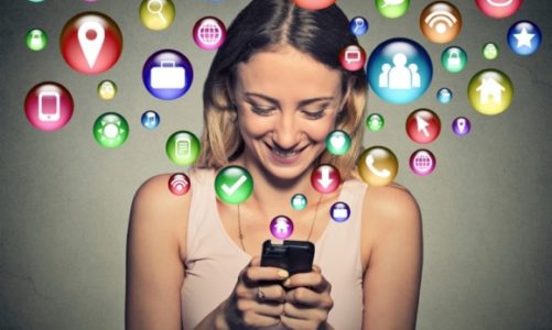 TOP5 narzędzi, które zrewolucjonizowały komunikację Polaków