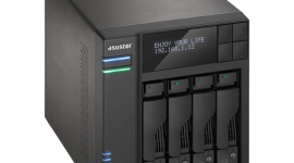 AS7004T: szybkość kluczem do sukcesu LIFESTYLE, IT i technologie - W biznesie szybkość przepływu informacji często decyduje o sukcesie lub porażce. Produkt Asustora – AS7004T - reklamowany jest przez producenta jako najszybszy na świecie NAS z czterema zatokami na dyski.