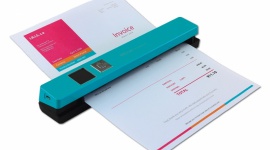 IRIScan Anywhere 5: rewolucja w Twoim biurze LIFESTYLE, IT i technologie - W nowoczesnym biurze szefowie cenią przestrzeń i czas pracowników. Urządzenia, które zajmowały połowę pomieszczenia, odchodzą do lamusa. IRIS przekonuje, że czas zastąpić stare skanery ich mobilnymi odpowiednikami, takimi jak IRIScan Anywhere 5.