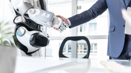 Robot-asystent. Poznaj go na konferencji LIFESTYLE, IT i technologie - Wyobraź sobie biuro, w którym każdy pracownik ma asystenta, czyli pomocnika wyręczającego go w wypełnianiu dokumentów lub w kopiowaniu danych. Pracującego szybciej i efektywniej od człowieka, bo jest… algorytmem. Jak go zatrudnić?