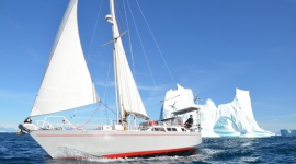 Sposób na żeglowanie z laptopem LIFESTYLE, IT i technologie - Na zakończenie sezonu Lenovo postanowiło udowodnić, że laptopy mogą poradzić sobie w ekstremalnych warunkach. Test modelu ThinkPad X1 Extreme przeprowadził medalista olimpijski i mistrz świata w żeglarstwie – Mateusz Kusznierewicz. Z tej okazji marka proponuje również konkurs.