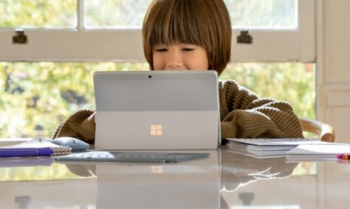 Surface Go 2 trafia do sprzedaży