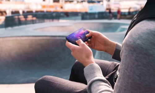 Ericsson_5G_gaming_final_web-scaled Ericsson ConsumerLab: konsumenci gotowi płacić więcej za usługi 5G